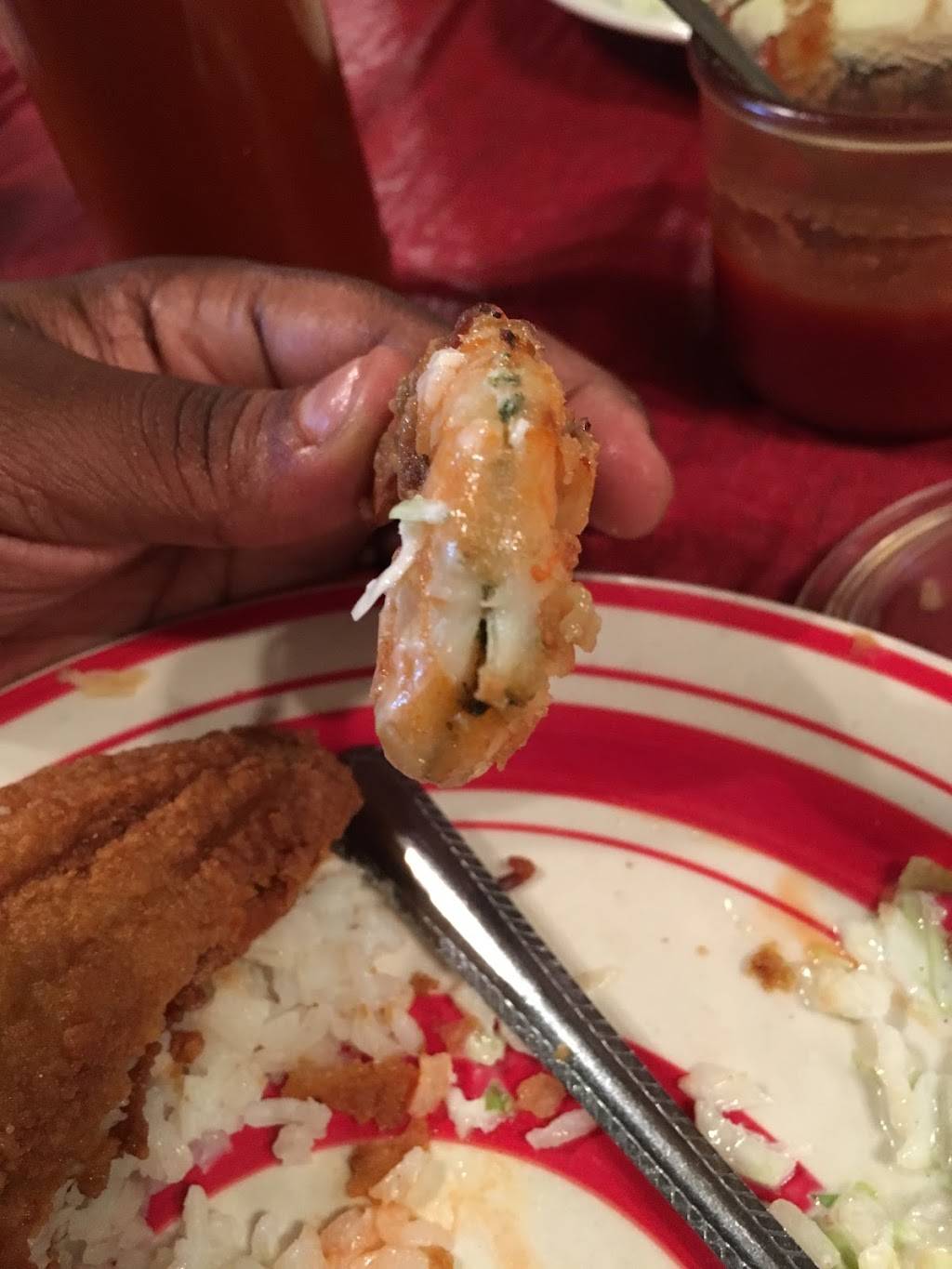 Luvans Old South Fish Camp NO CARDS | restaurant | 3951 US-701, Conway, SC 29527, USA | 8433975454 OR +1 843-397-5454