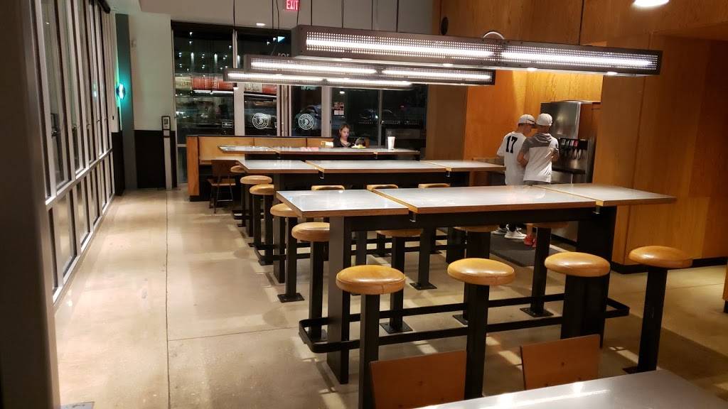 Chipotle Mexican Grill | restaurant | 22106 US Highway 281 N, San Antonio, TX 78258, USA | 2104976135 OR +1 210-497-6135