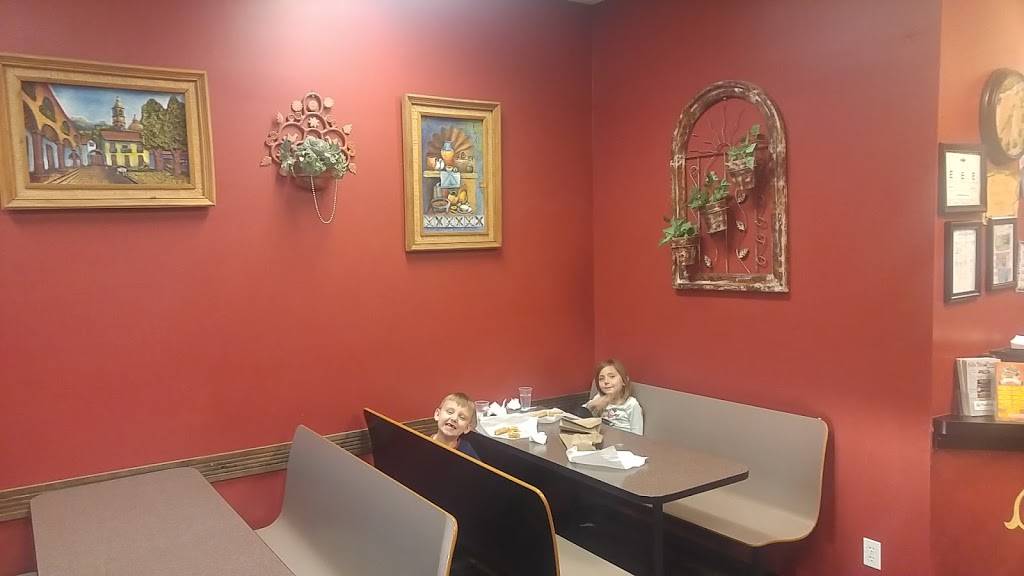 Los Favoritos | restaurant | 1745 W Hunt Hwy B-106, San Tan Valley, AZ 85143, USA | 4808821580 OR +1 480-882-1580