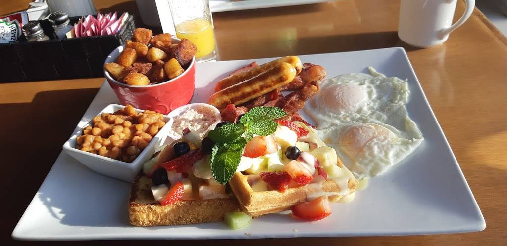 Restaurant Les Deux Copains | restaurant | 2201 Rue Fleury E, Montréal, QC H2B 1K5, Canada | 5145083131 OR +1 514-508-3131