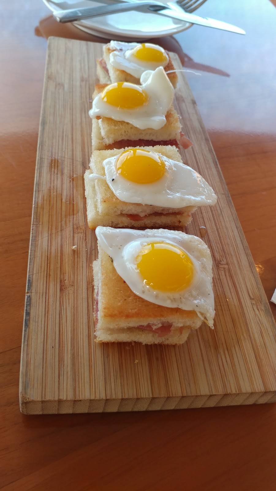 Skydome Restaurant | restaurant | 300 Army Navy Dr, Arlington, VA 22202, USA | 7034163862 OR +1 703-416-3862