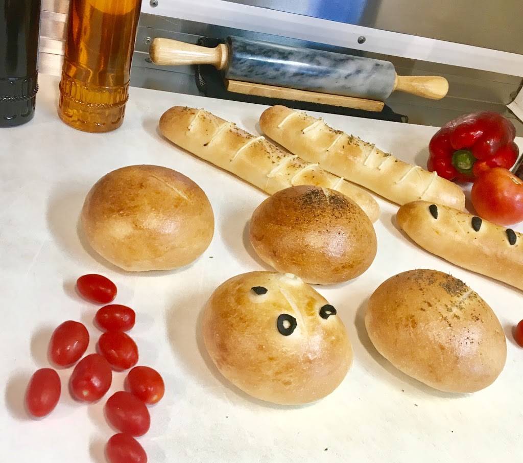 Pizza cubana& Italiana Dileos House LLC | restaurant | 7300 W Flagler St, Miami, FL 33144, USA | 7863202487 OR +1 786-320-2487