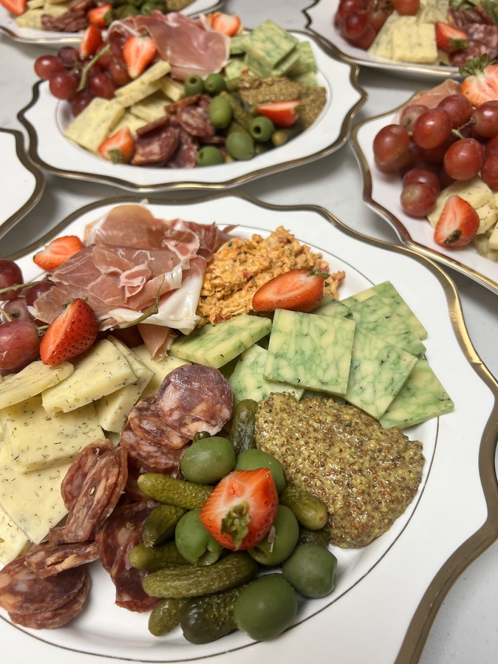 608 Dahlia | restaurant | 2647 East Coast Hwy, Newport Beach, CA 92625, USA | 9492207229 OR +1 949-220-7229