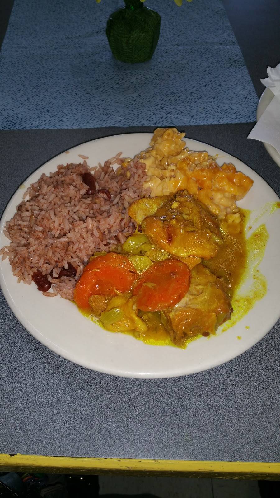 Best Taste Jamaican and American Restaurant | restaurant | 5045 Soutel Dr, Jacksonville, FL 32208, USA | 9047665890 OR +1 904-766-5890