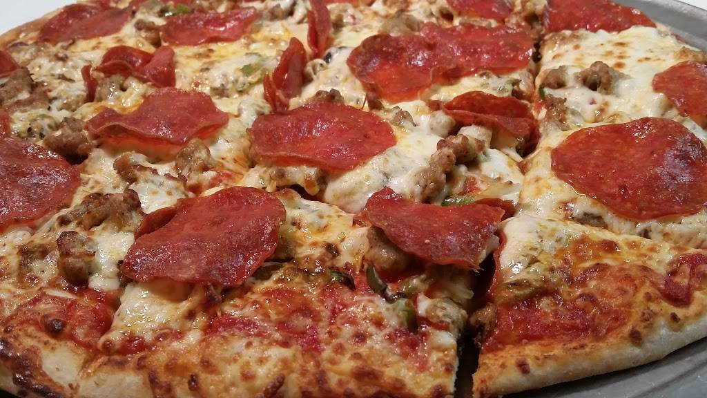 Big Dogs Pizza | restaurant | 7967 Cincinnati Dayton Rd # M, West Chester Township, OH 45069, USA | 5137798300 OR +1 513-779-8300