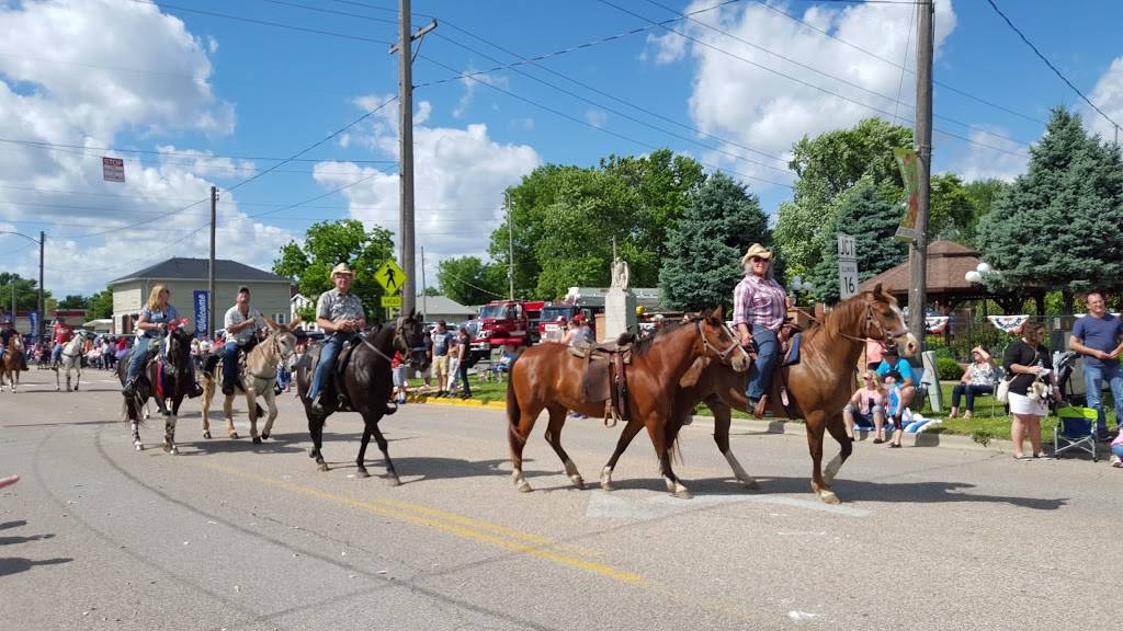 Subway | restaurant | 118 N Macoupin St, Gillespie, IL 62033, USA | 2178394444 OR +1 217-839-4444