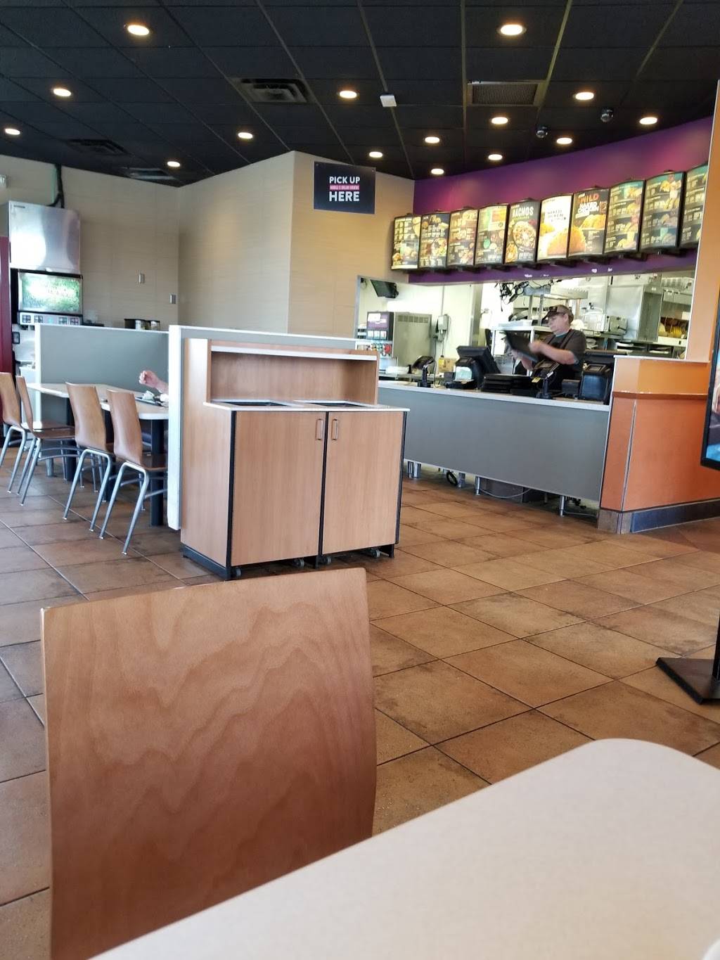 Taco Bell | meal takeaway | 2240 Madison St, Clarksville, TN 37043, USA | 9312210100 OR +1 931-221-0100