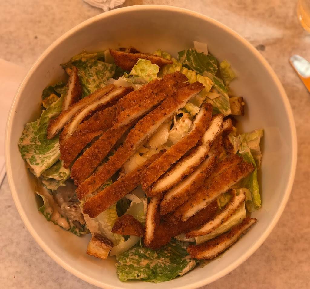 La Villa Pizzeria | restaurant | 8207 153rd Ave, Howard Beach, NY 11414, USA | 7186418259 OR +1 718-641-8259