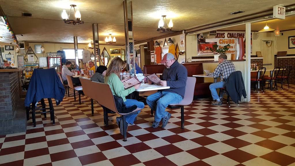 Chubbys Barbeque | restaurant | 16430 Old Frederick Rd A, Emmitsburg, MD 21727, USA | 3014473322 OR +1 301-447-3322