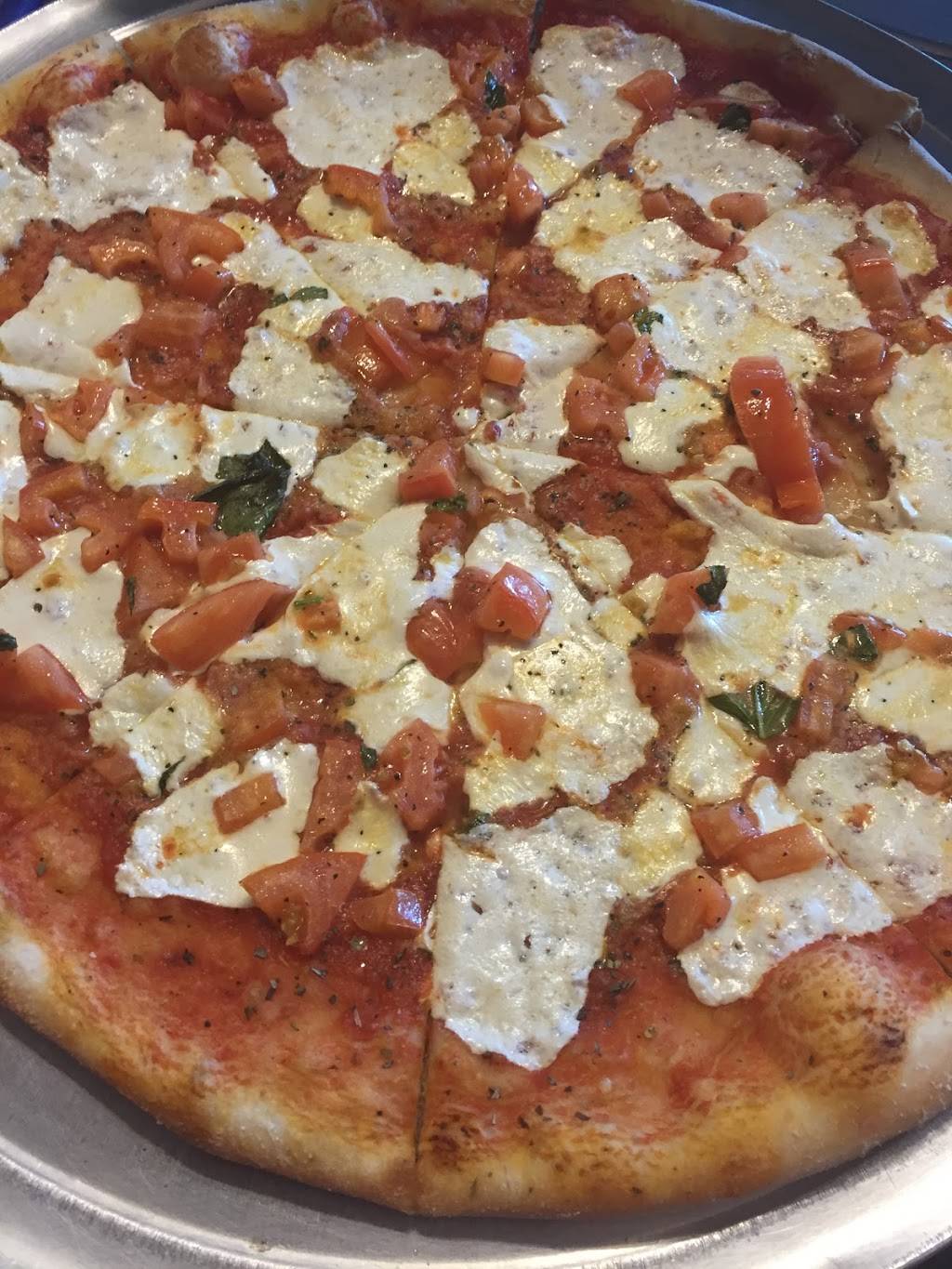 Tonys Pizza Cafe | restaurant | 1085 Broadway, Rahway, NJ 07065, USA | 7323889667 OR +1 732-388-9667