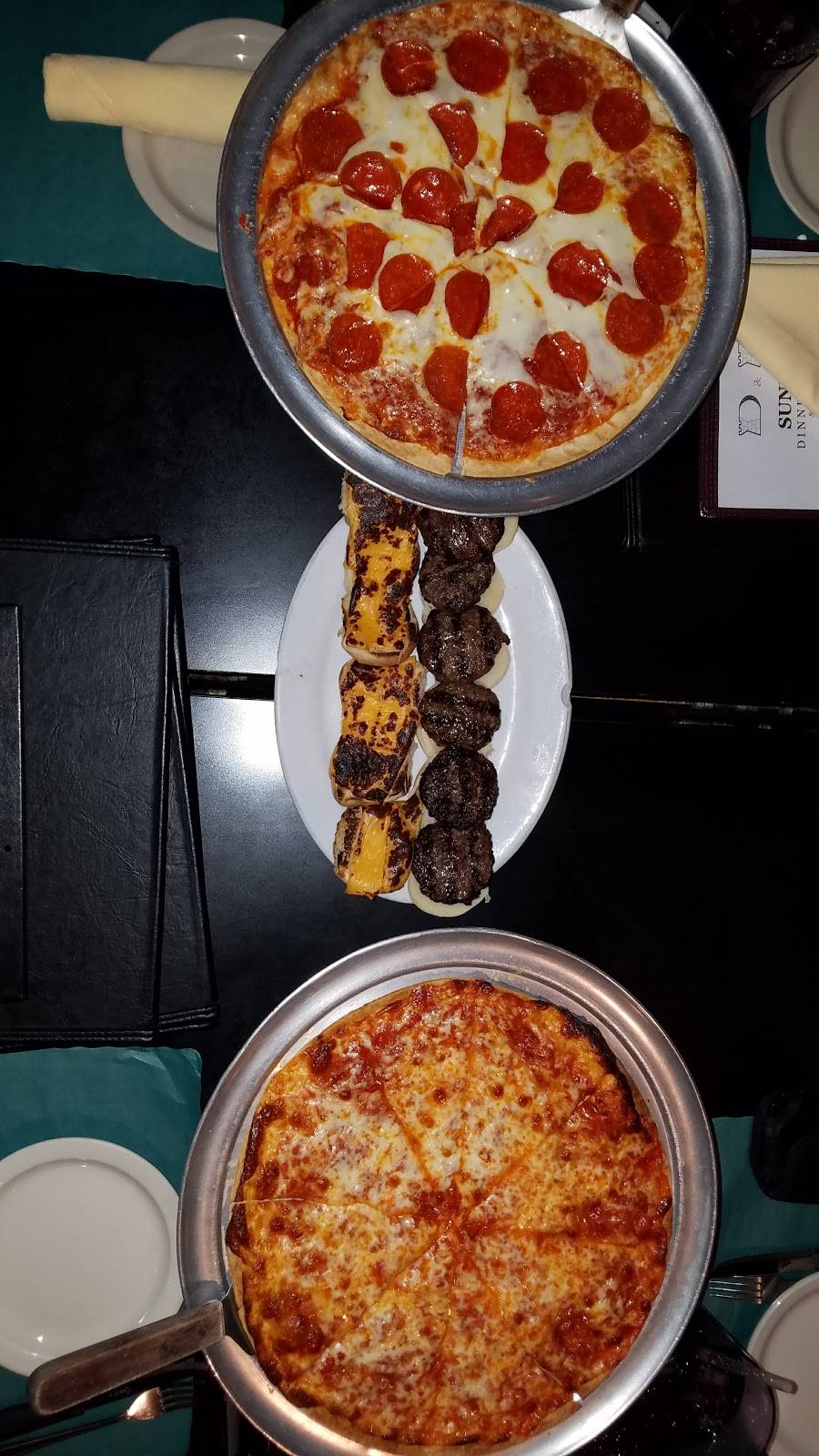 D & Ds Restaurant and Pub | restaurant | 191 S Main St, New City, NY 10956, USA | 8456390178 OR +1 845-639-0178