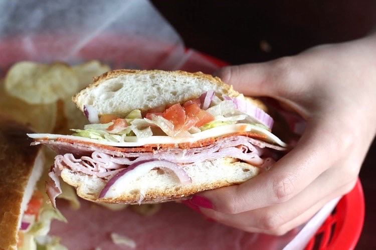 Roselli’s Pizza | restaurant | 4335 W 106th St Suite 100, Carmel, IN 46032, USA | 3172289090 OR +1 317-228-9090