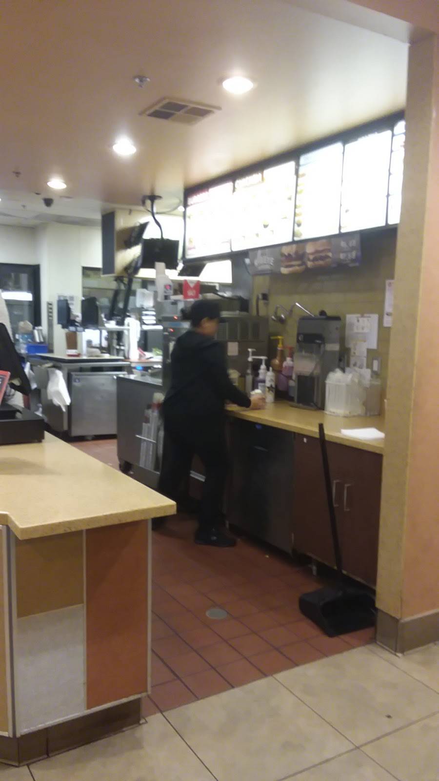 Jack in the Box | restaurant | 1920 CA-46, Wasco, CA 93280, USA | 6617584754 OR +1 661-758-4754