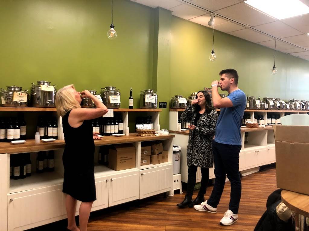 StrEATS of Philly Food Tours | bakery | 1500 Market St # W-3110, Philadelphia, PA 19102, USA | 6105066120 OR +1 610-506-6120