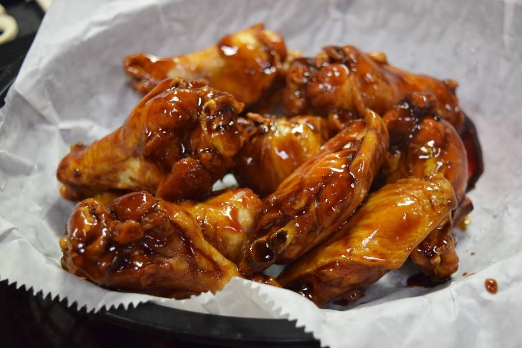 Wingnuts | restaurant | 231 Del Prado Blvd S, Cape Coral, FL 33990, USA | 2395747070 OR +1 239-574-7070