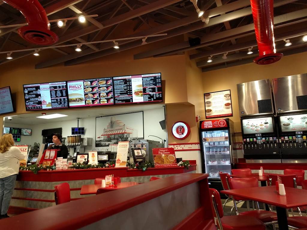 Freddys Frozen Custard & Steakburgers | restaurant | 1049 N Salem Rd, Fayetteville, AR 72704, USA | 4799664360 OR +1 479-966-4360