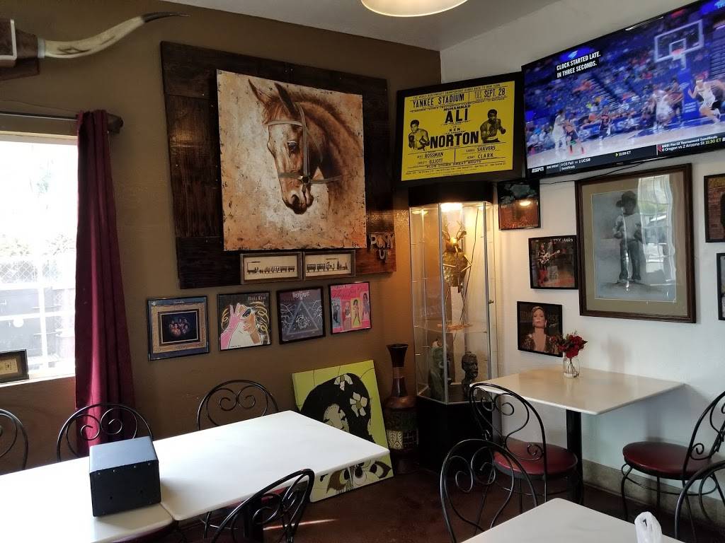 Bowlegged B.B.Q | restaurant | 4255 Market St, San Diego, CA 92102, USA | 6193017105 OR +1 619-301-7105