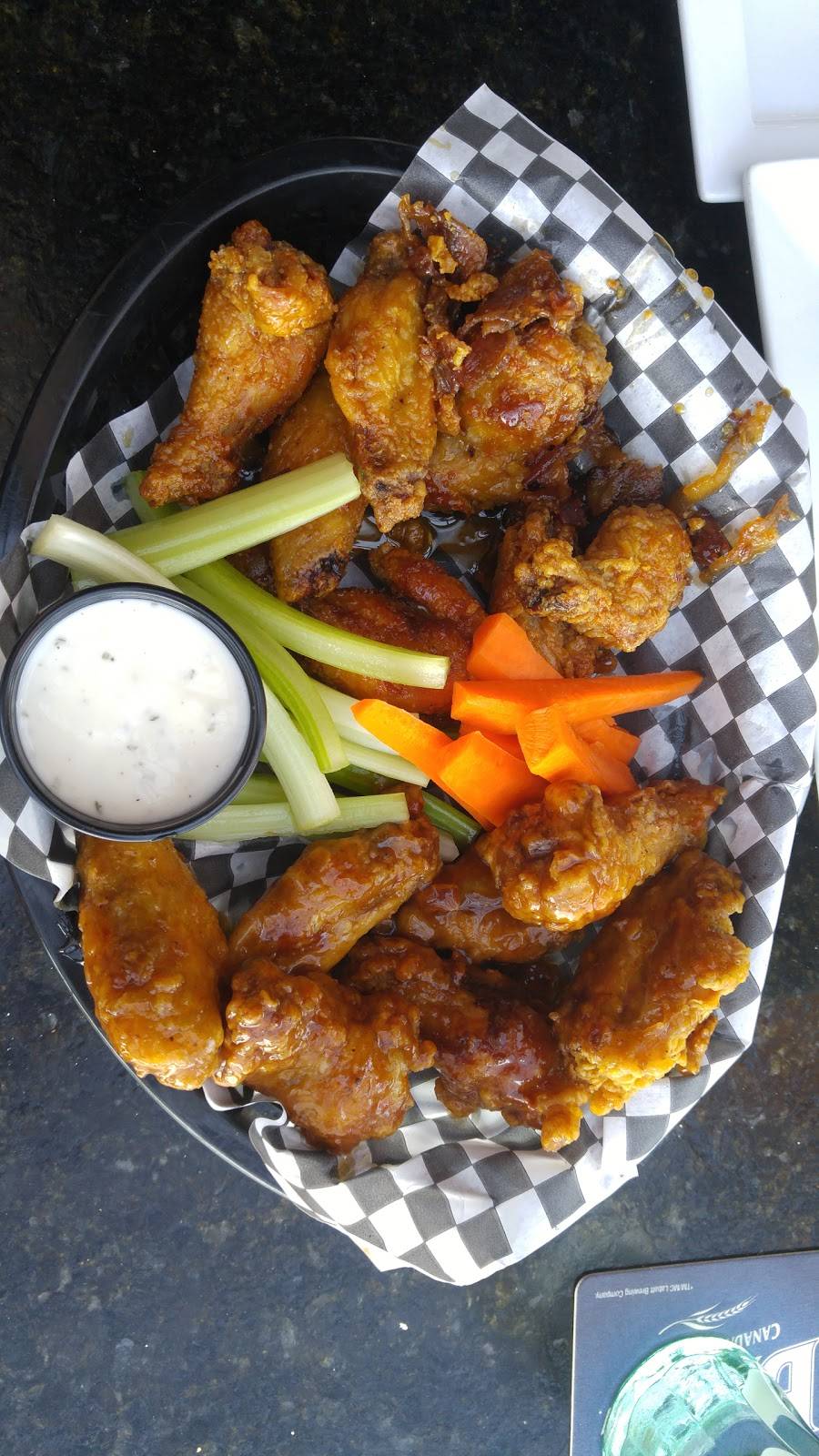 Parks & Rec Gastropub Sports Bar | restaurant | 3087 Forest Glade Dr, Windsor, ON N8R 1W6, Canada | 5199568956 OR +1 519-956-8956