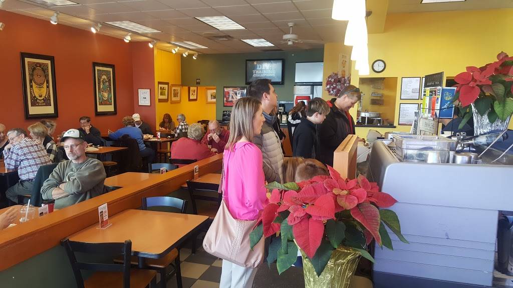 Big Apple Bagels | bakery | 1961 Wisconsin Ave, Grafton, WI 53024, USA | 2623769920 OR +1 262-376-9920