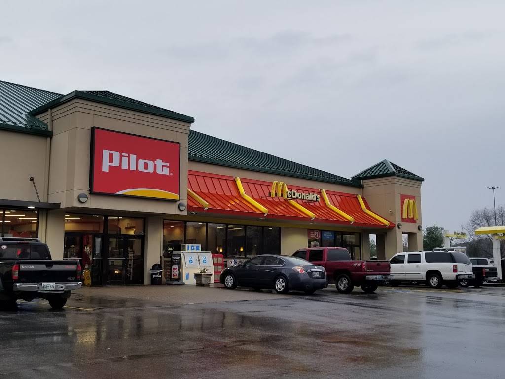 Pilot Travel Center | restaurant | 3624 Roy Messer Hwy, White Pine, TN 37890, USA | 8656748570 OR +1 865-674-8570
