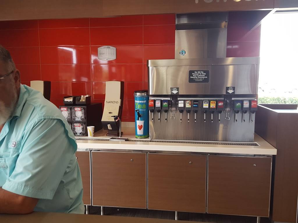 McDonalds | cafe | 907 US Hwy 17 S, Wauchula, FL 33873, USA | 8637734499 OR +1 863-773-4499