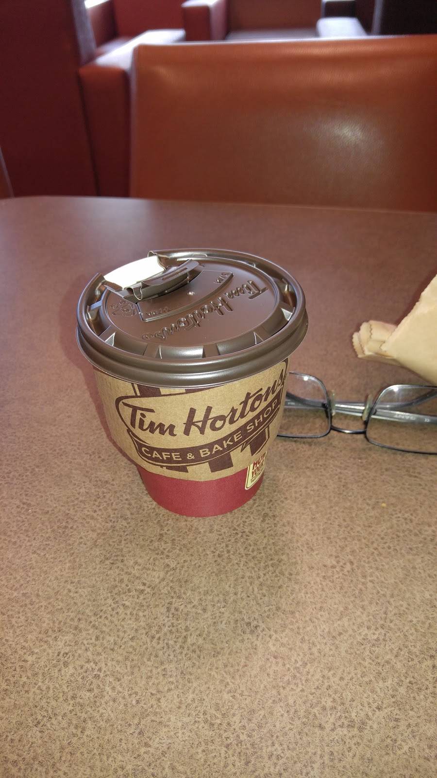 Checkers | restaurant | 15101 Woodward Ave, Highland Park, MI 48203, USA | 3132521930 OR +1 313-252-1930