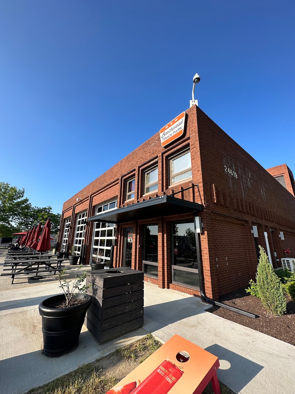 Beachwood Truck Park | restaurant | 24619 Chagrin Blvd, Beachwood, OH 44122, USA | 2163641067 OR +1 216-364-1067