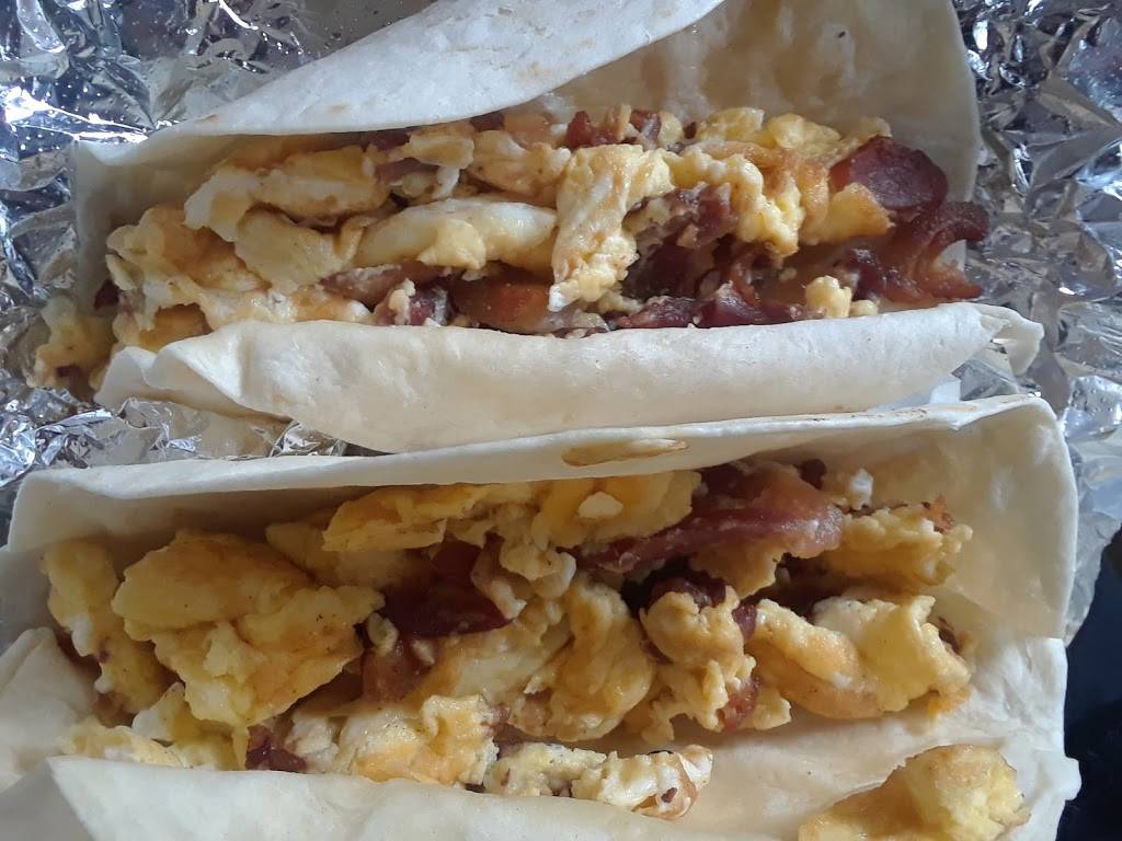 El Amigo Taco | restaurant | 8663-8667 Spicewood Springs Rd, Austin, TX 78759, USA | 5128037563 OR +1 512-803-7563