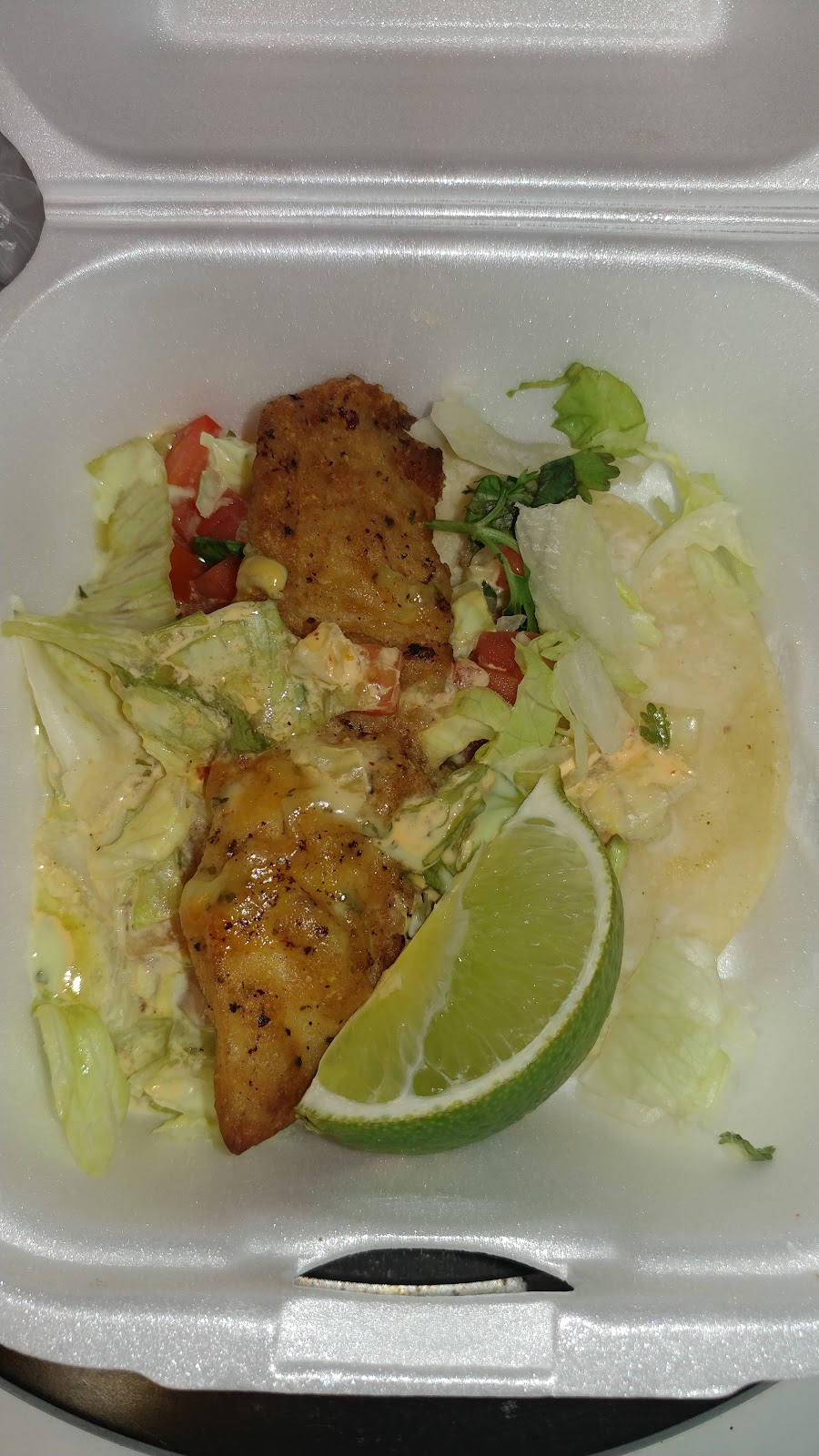 Reyes Taquería y Pupuseria | restaurant | 19660 CA-88, Pine Grove, CA 95665, USA | 2099902290 OR +1 209-990-2290