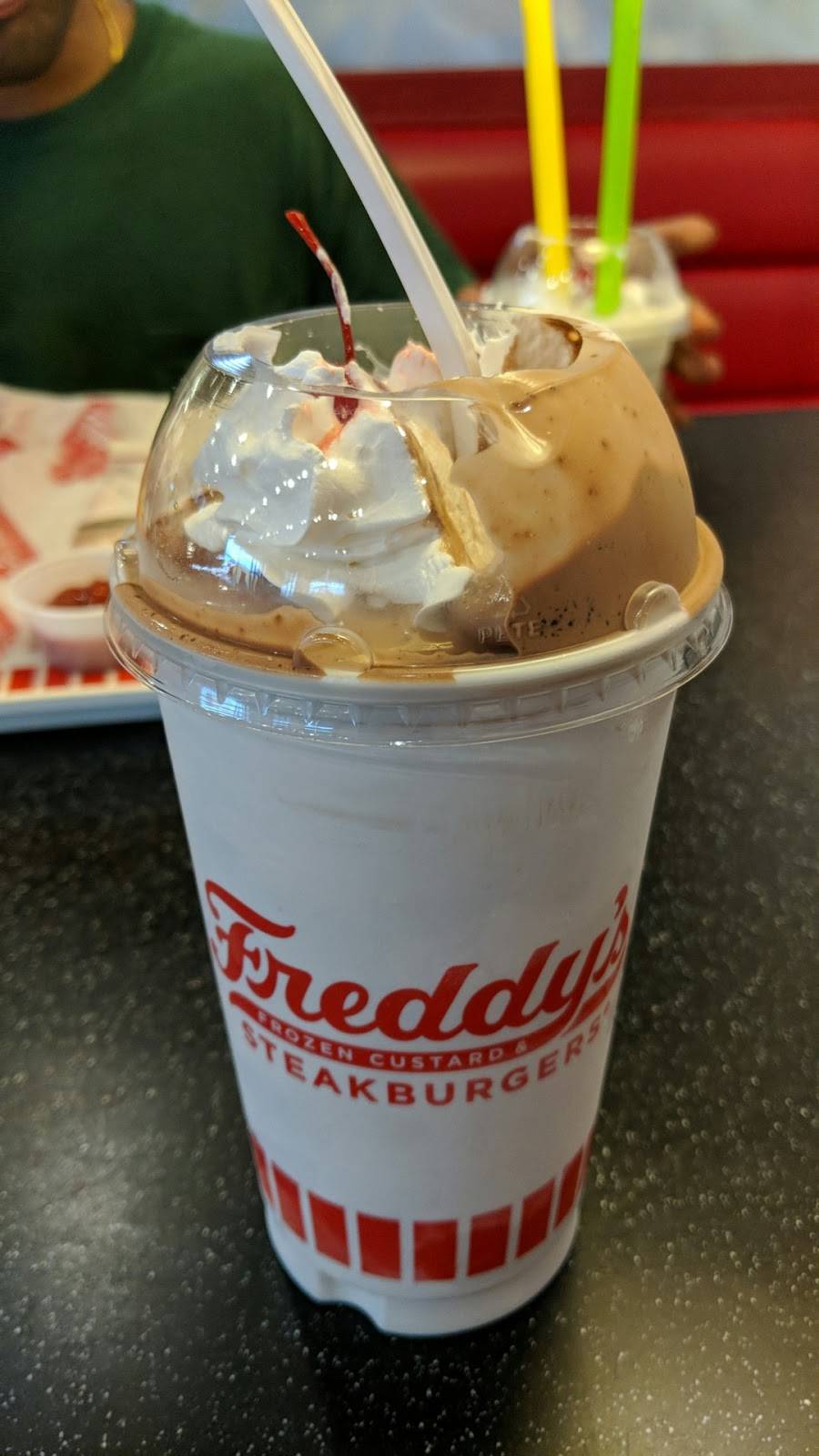 Freddys Frozen Custard & Steakburgers | restaurant | 28 S Gateway Dr, Fredericksburg, VA 22406, USA | 5403708140 OR +1 540-370-8140