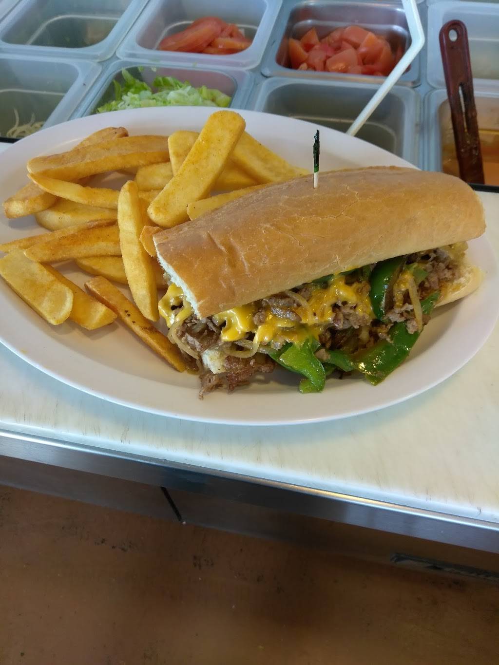 Good Fellas Grill & N Y Deli | restaurant | 14555 Civic Dr suite b, Victorville, CA 92394, USA | 7602452182 OR +1 760-245-2182