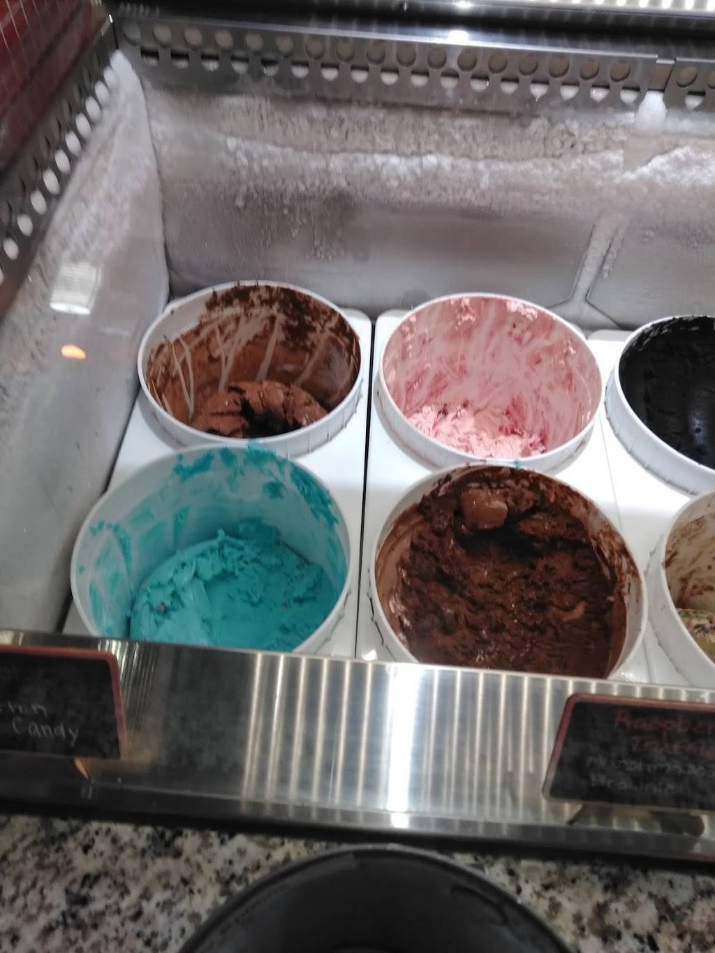 Mister Goodies Homemade Ice Cream | restaurant | 4119 Boonsboro Rd #50, Lynchburg, VA 24503, USA | 4348498339 OR +1 434-849-8339