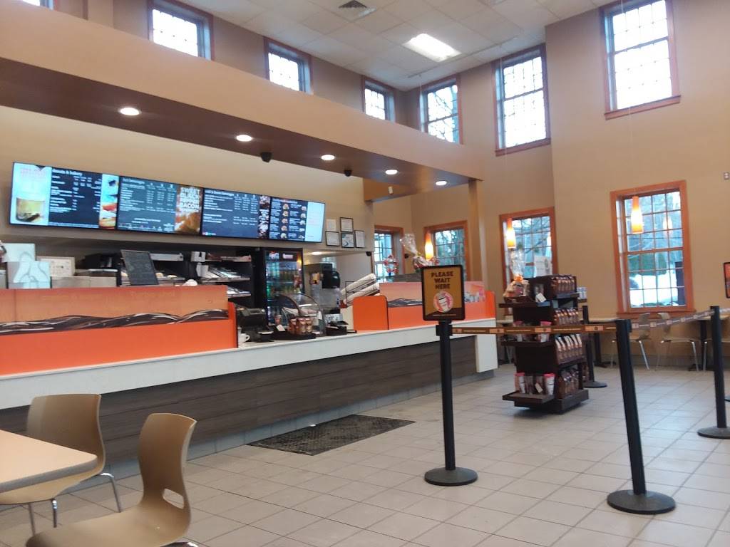 Dunkin | bakery | 35 E Main St, Westborough, MA 01581, USA | 5088710957 OR +1 508-871-0957