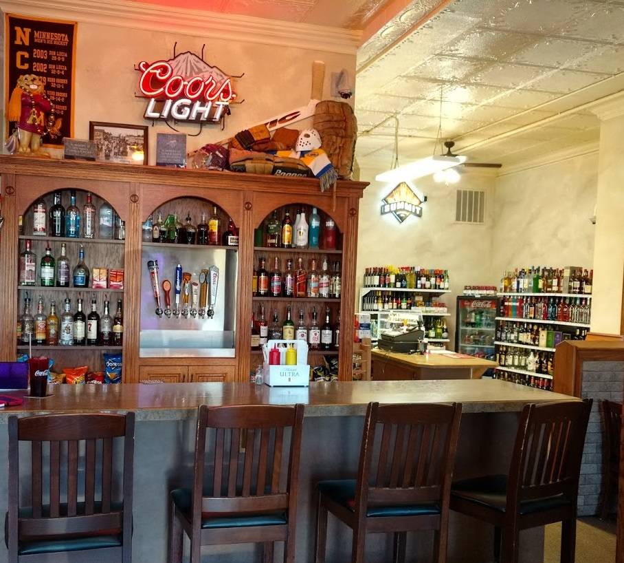 Gateway Pub | meal takeaway | 516 Douglas Ave, Henning, MN 56551, USA | 2185832157 OR +1 218-583-2157