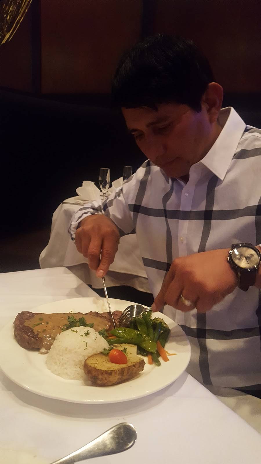 Portales Restaurant | restaurant | 6148 Franconia Road, Alexandria, VA 22310, USA | 7039224827 OR +1 703-922-4827