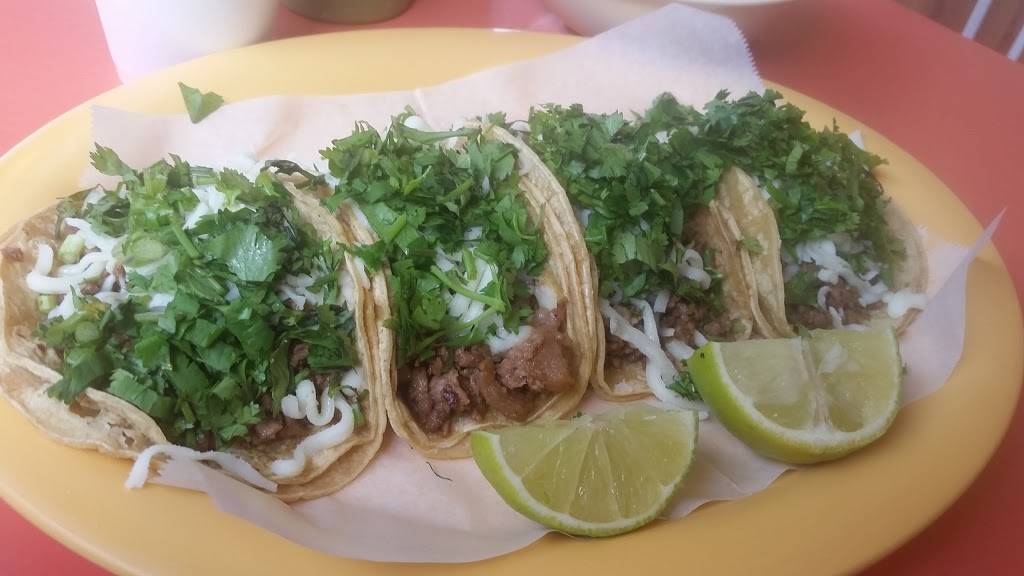 Lolitas Mexican Food & Tamales | restaurant | 6340 Ogden Ave, Berwyn, IL 60402, USA | 7087956859 OR +1 708-795-6859