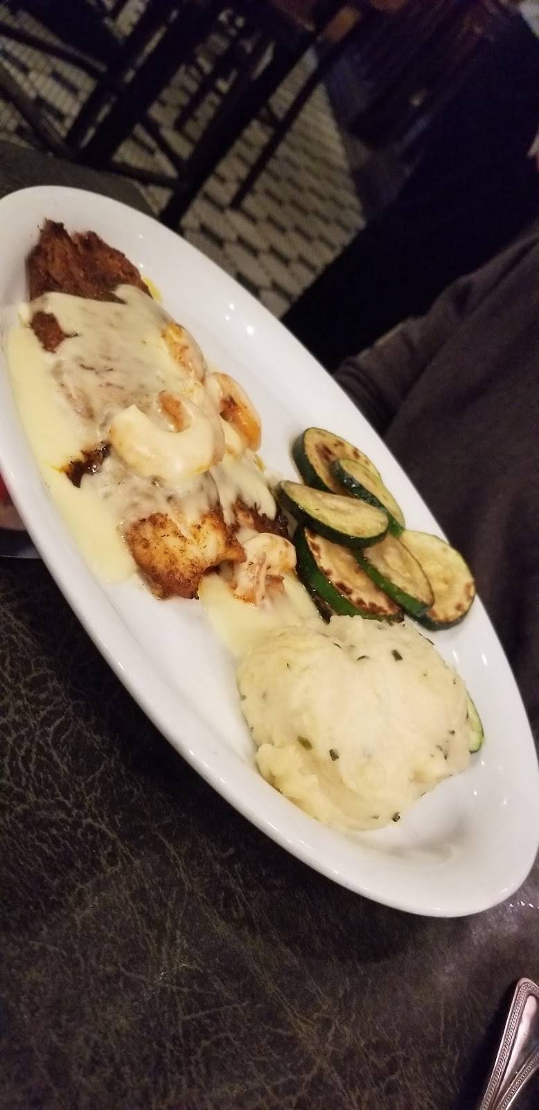 Ruby Tuesday | restaurant | Lakeforest Mall, 701 Russell Ave, Gaithersburg, MD 20877, USA | 3012162772 OR +1 301-216-2772