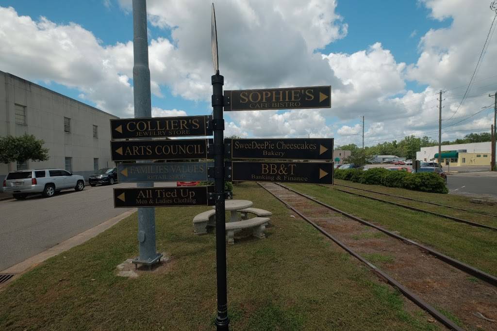 Wards Grill | restaurant | 706 S Madison St, Whiteville, NC 28472, USA | 9106422004 OR +1 910-642-2004