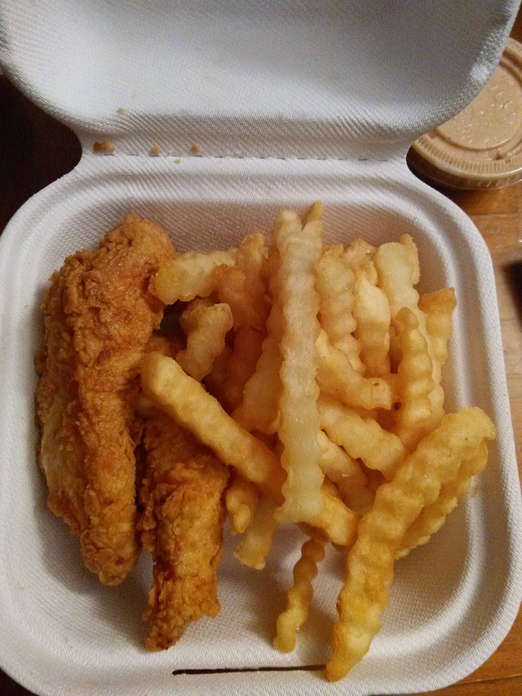 Raising Canes Chicken Fingers | meal takeaway | 1857 S Tippecanoe Ave, San Bernardino, CA 92408, USA | 9094780001 OR +1 909-478-0001