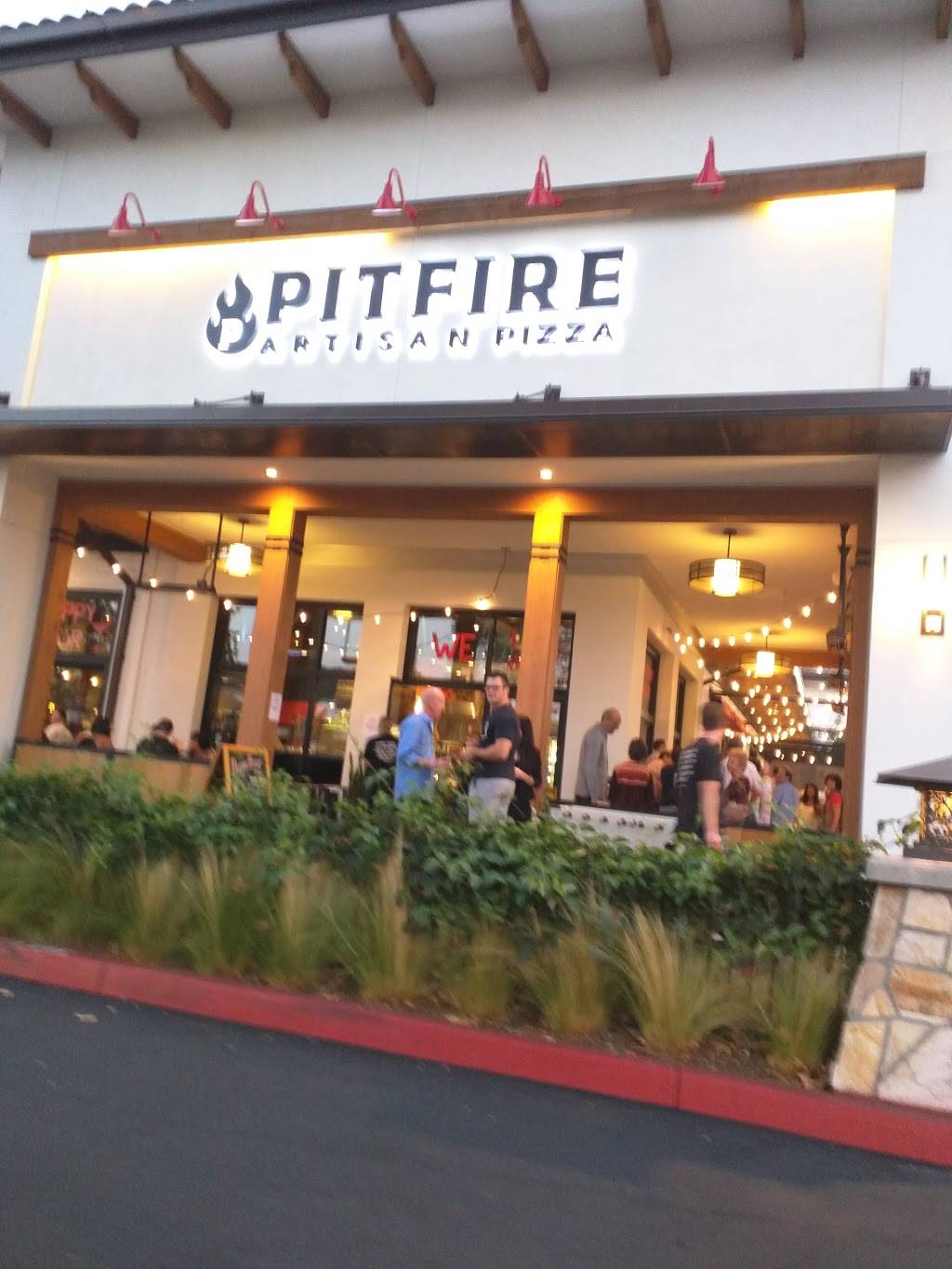 Pitfire Artisan Pizza | restaurant | 966 S Westlake Blvd #3, Thousand Oaks, CA 91361, USA | 8054094181 OR +1 805-409-4181