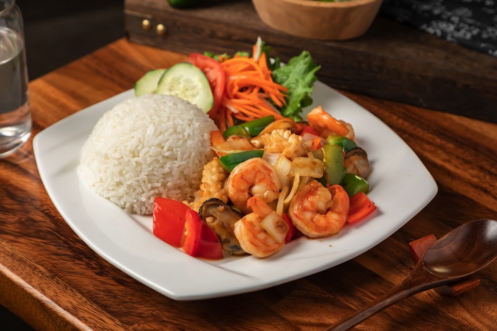 Mao Mao Pho | restaurant | 530 Jermor Ln, Westminster, MD 21157, USA | 4108615573 OR +1 410-861-5573