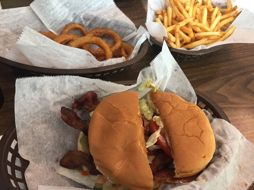 Papas Diner | restaurant | 626 FL-50, Clermont, FL 34711, USA | 3523944474 OR +1 352-394-4474