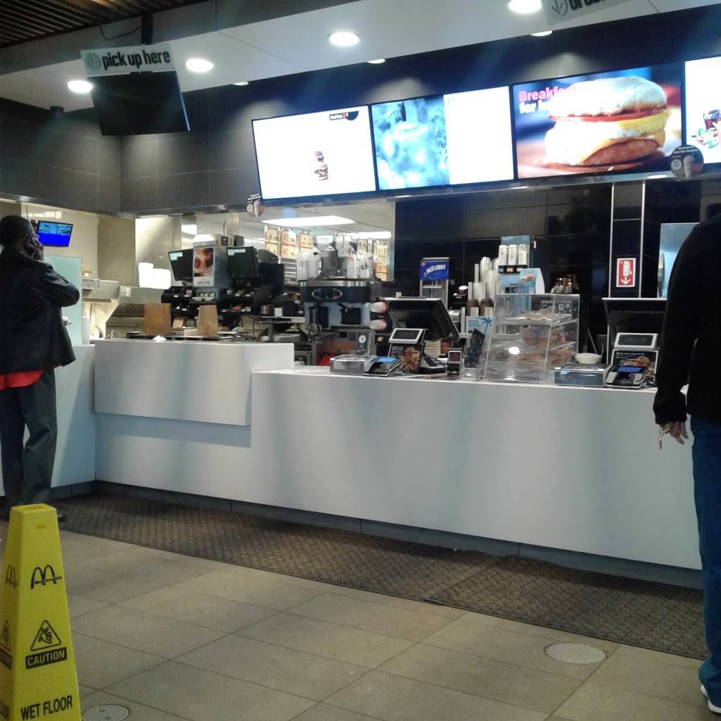 McDonalds | restaurant | 15629 Broadway Ave, Maple Heights, OH 44137, USA | 2163329930 OR +1 216-332-9930