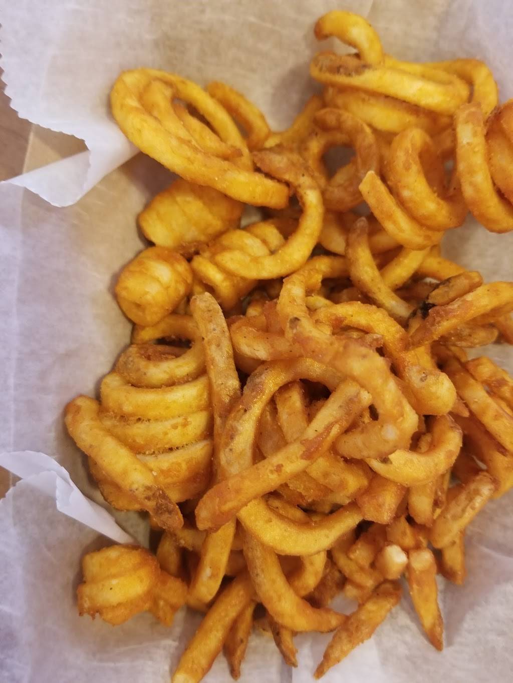 Carmines Parkside Pizza | restaurant | 180 Little Conestoga Rd, Chester Springs, PA 19425, USA | 6104588200 OR +1 610-458-8200