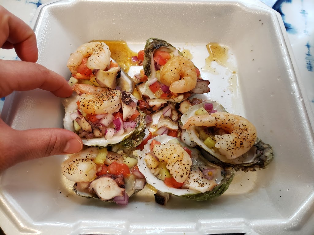 Mariscos El Barbas | restaurant | 4569 N Elston Ave, Chicago, IL 60630, USA | 7736573431 OR +1 773-657-3431