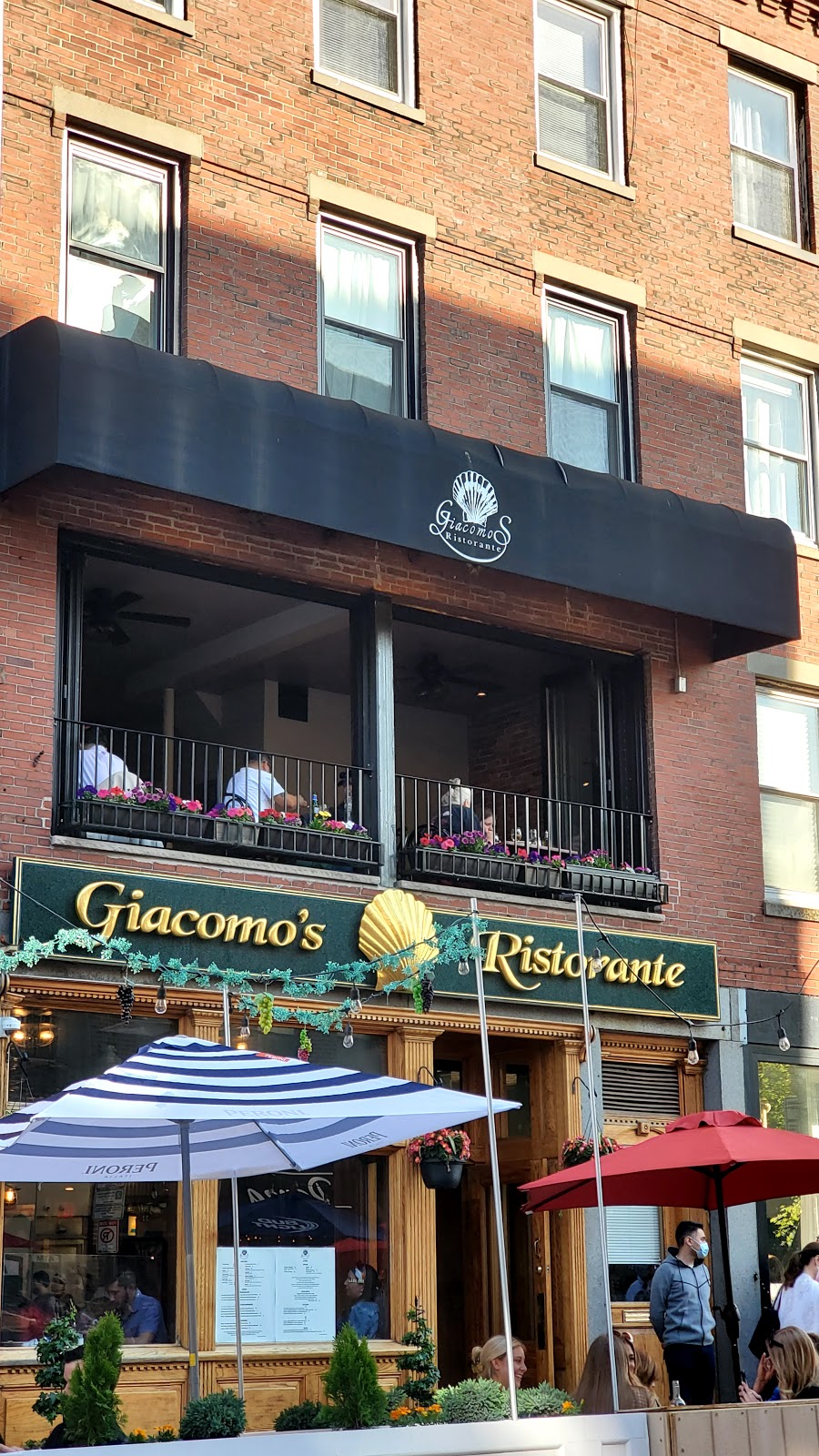 Giacomos Boston North End | restaurant | 355 Hanover St, Boston, MA 02113, USA | 6175239026 OR +1 617-523-9026