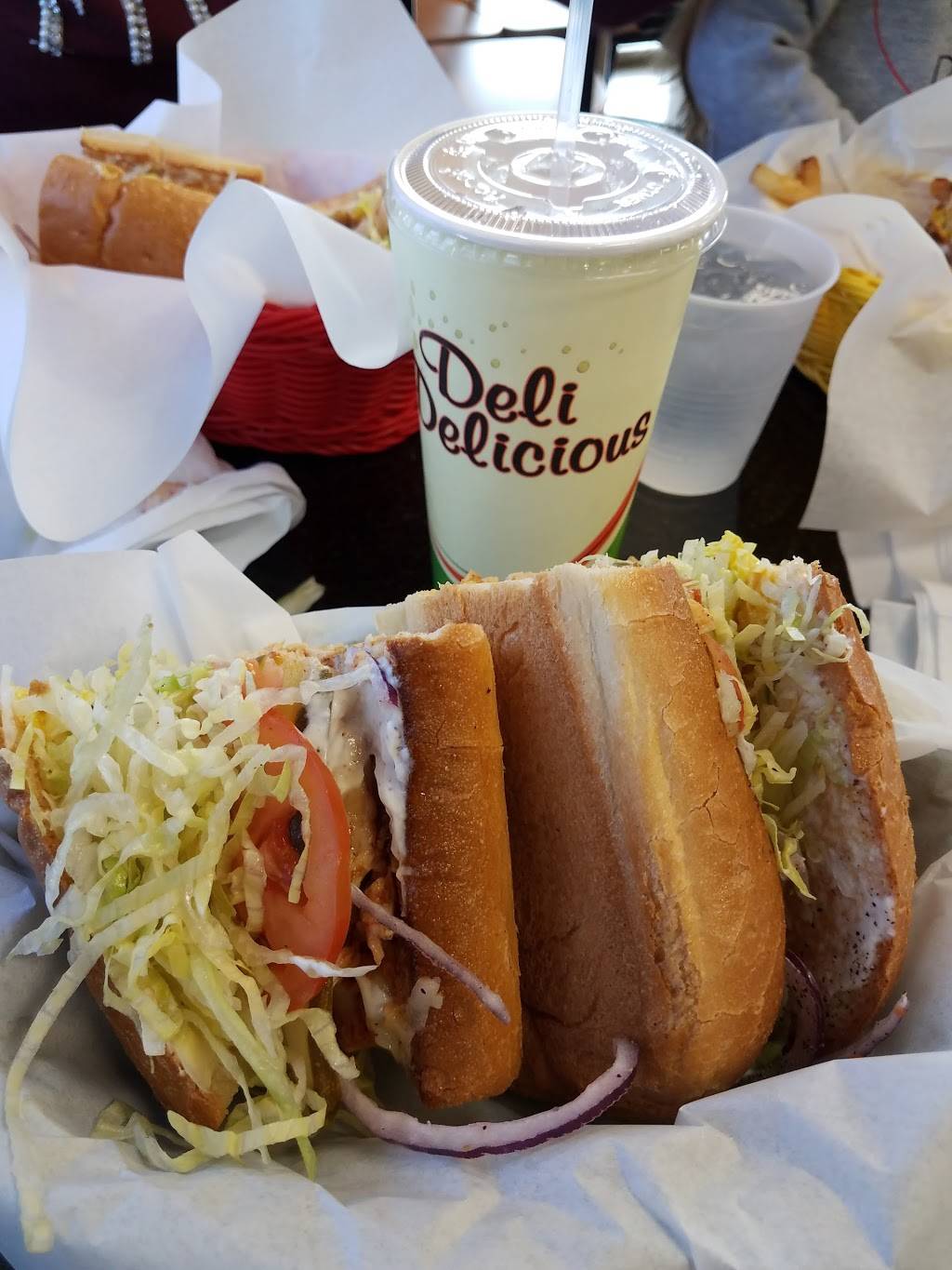 Deli Delicious | restaurant | 9801 Hageman Rd #200, Bakersfield, CA 93312, USA | 6618292559 OR +1 661-829-2559