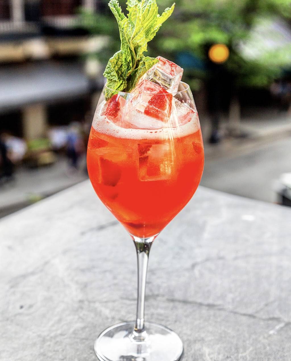 Stockton Restaurant & Lounge | restaurant | 1009 N Rush St, Chicago, IL 60611, USA | 3126603111 OR +1 312-660-3111