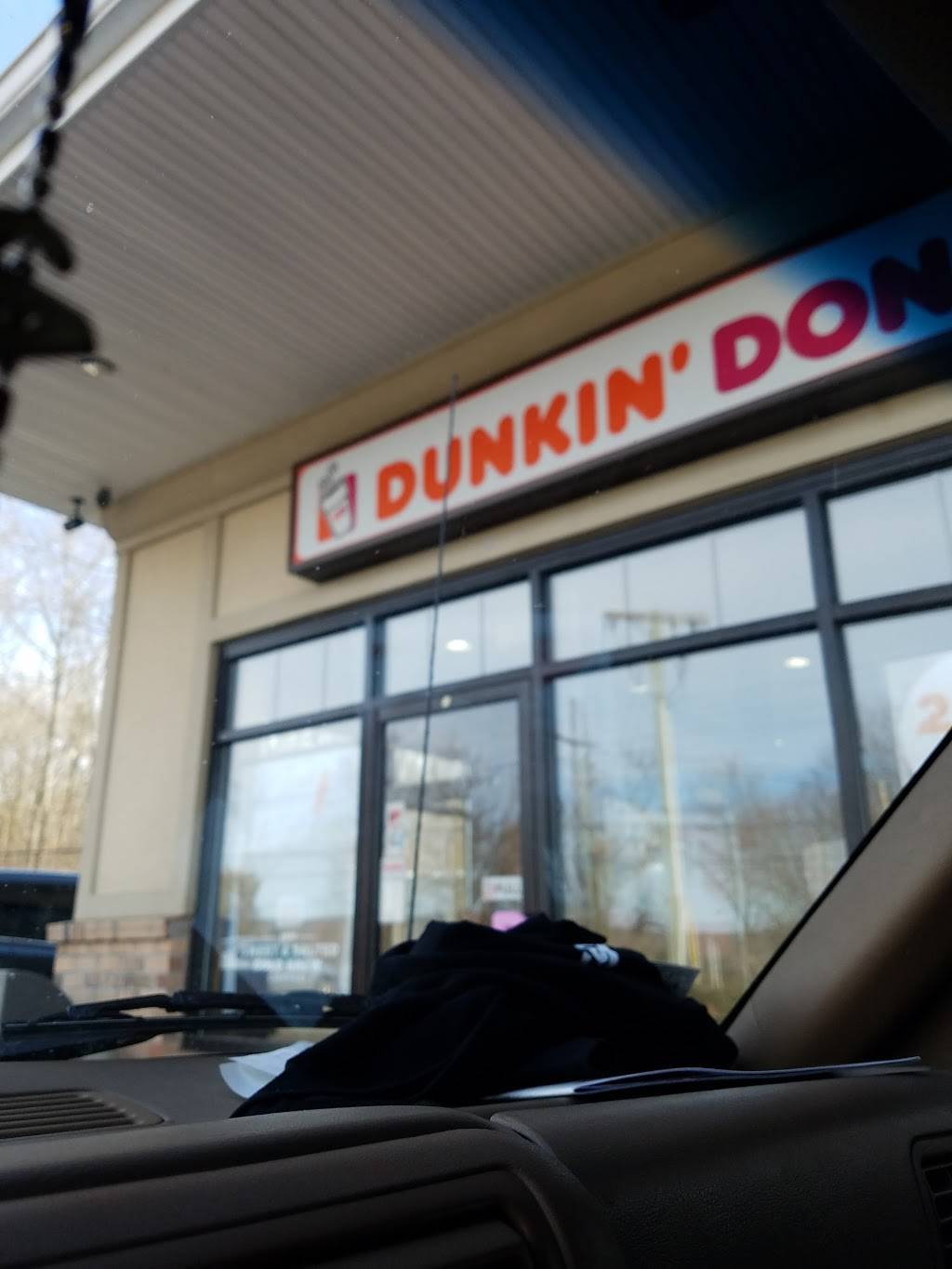 Dunkin Donuts | cafe | 230 Roosevelt Dr, Monroe, CT 06468, USA | 2032685298 OR +1 203-268-5298