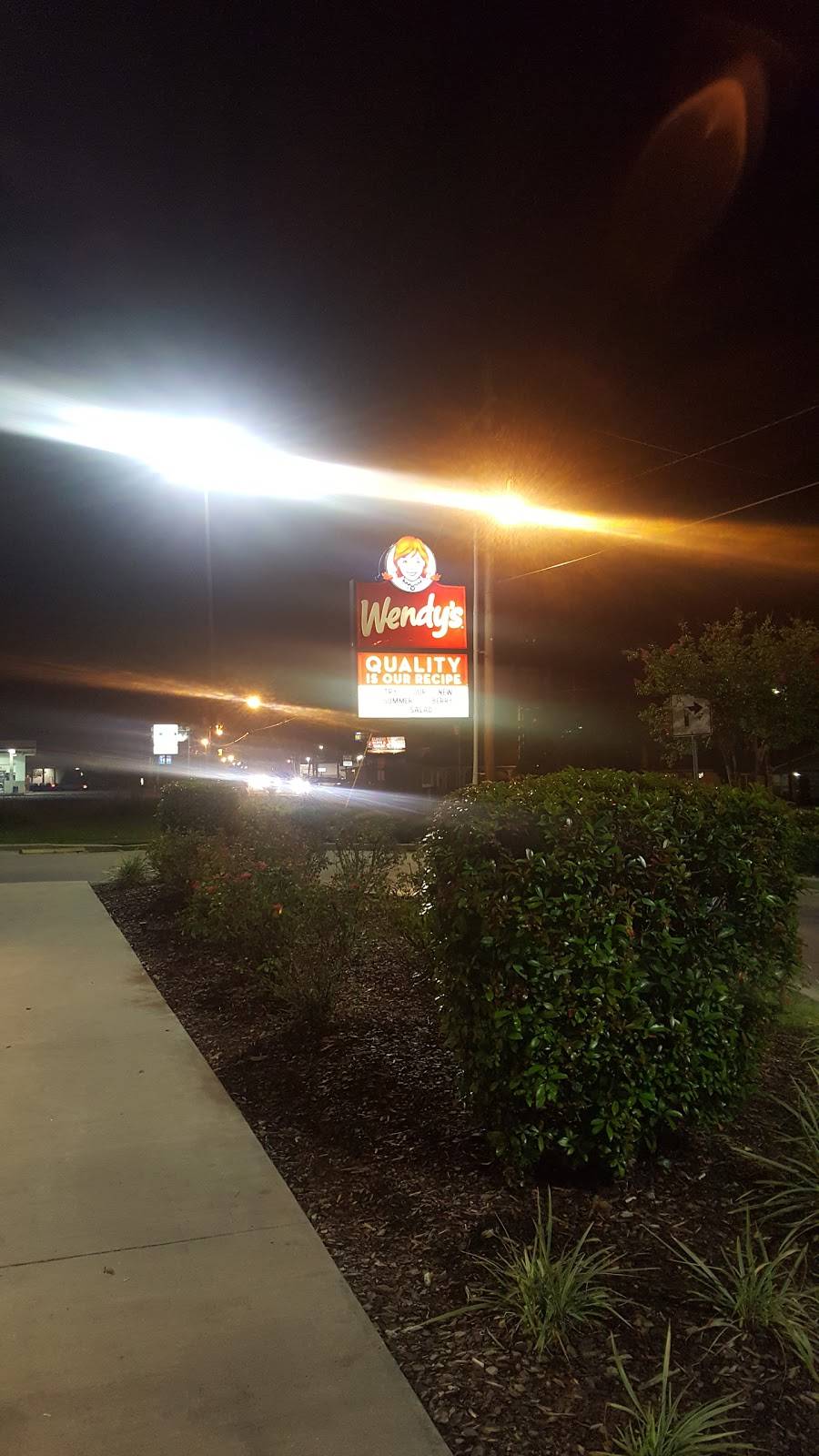 Wendys | restaurant | 5946 W Main St, Houma, LA 70360, USA | 9852746709 OR +1 985-274-6709